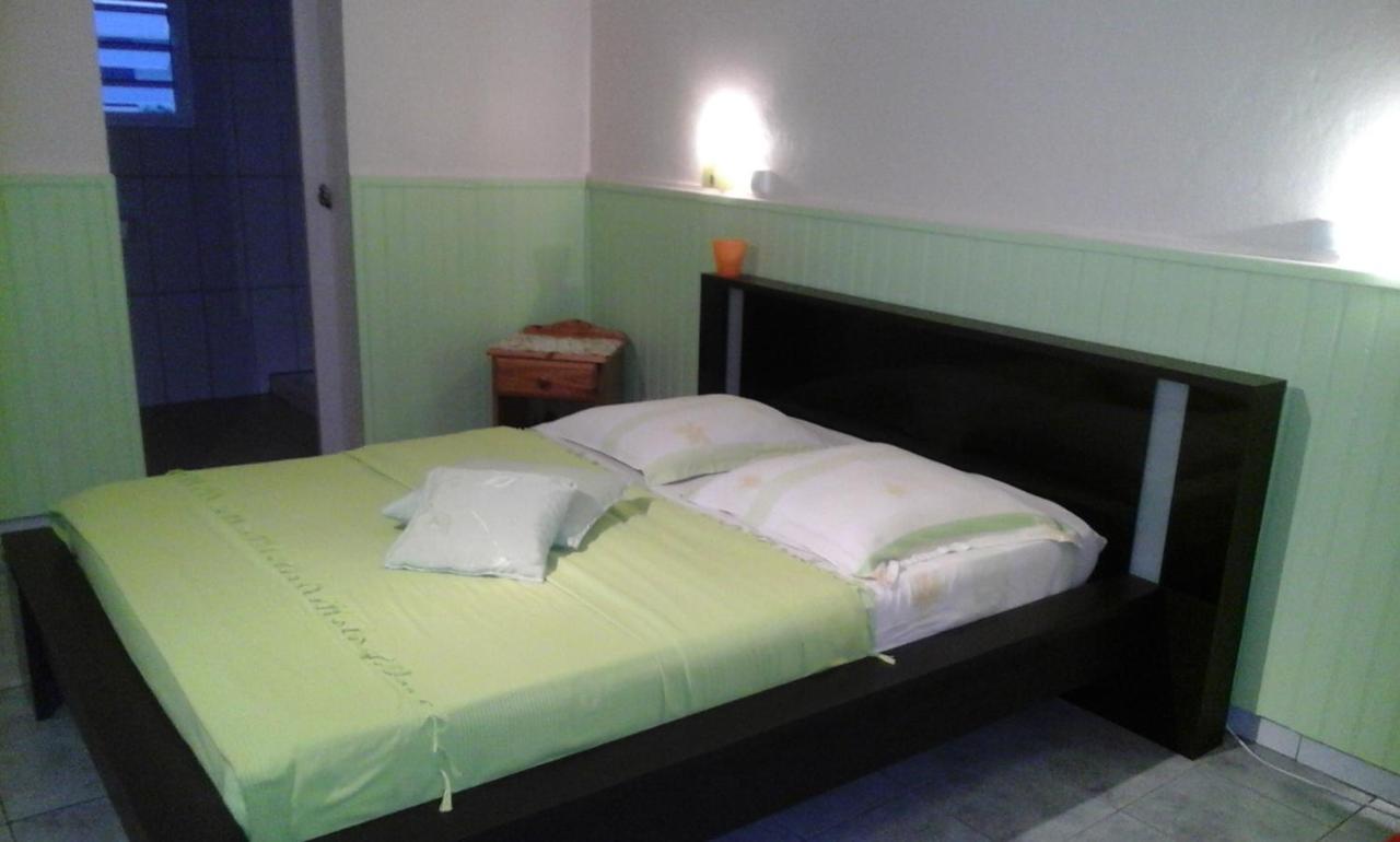 Petite Fleur De Lentilles Bed & Breakfast Cilaos Eksteriør bilde
