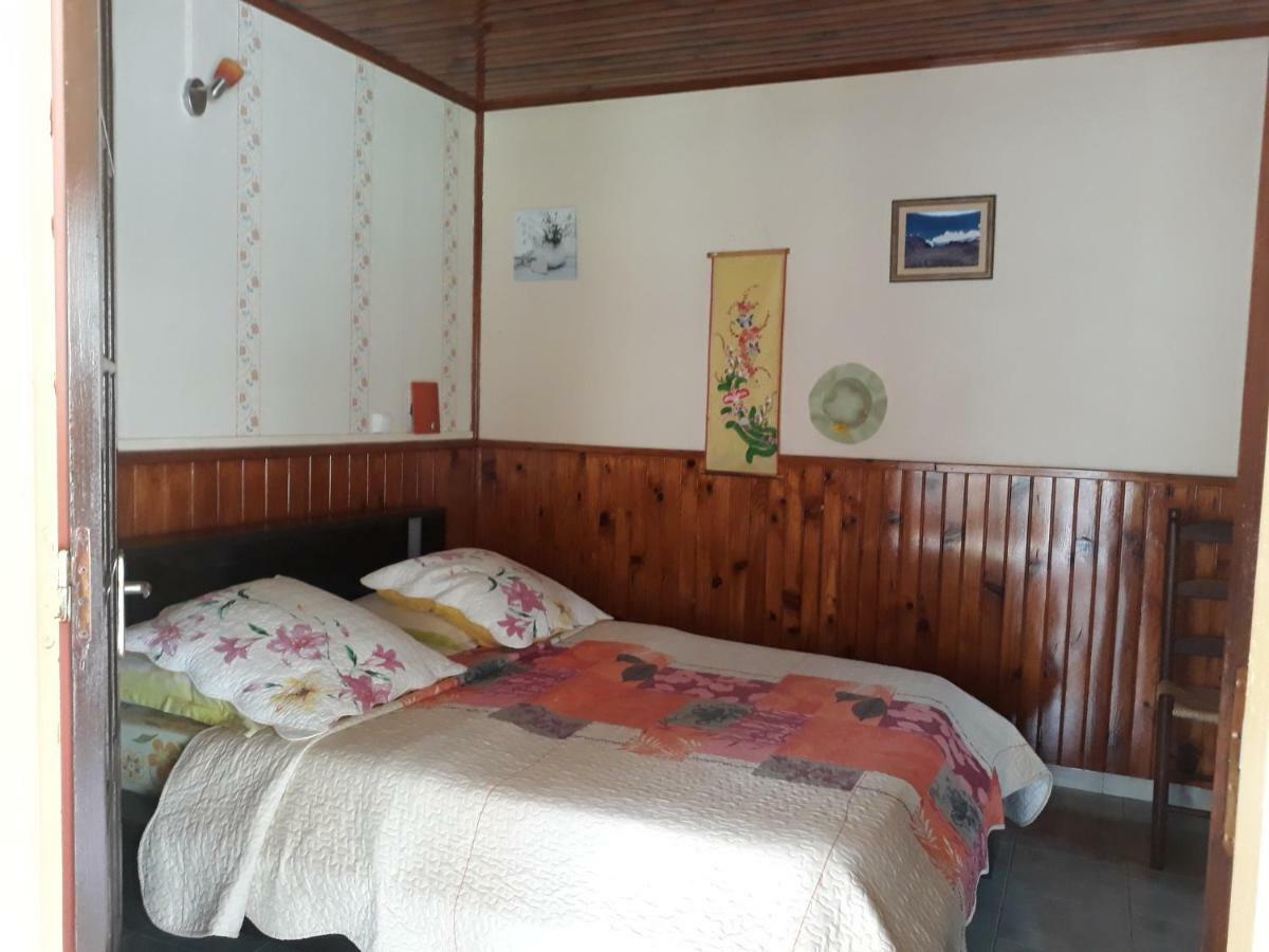 Petite Fleur De Lentilles Bed & Breakfast Cilaos Eksteriør bilde