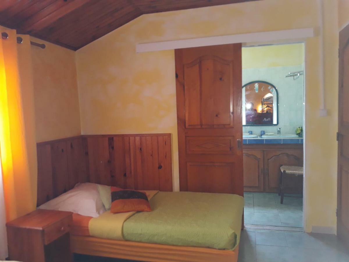 Petite Fleur De Lentilles Bed & Breakfast Cilaos Eksteriør bilde