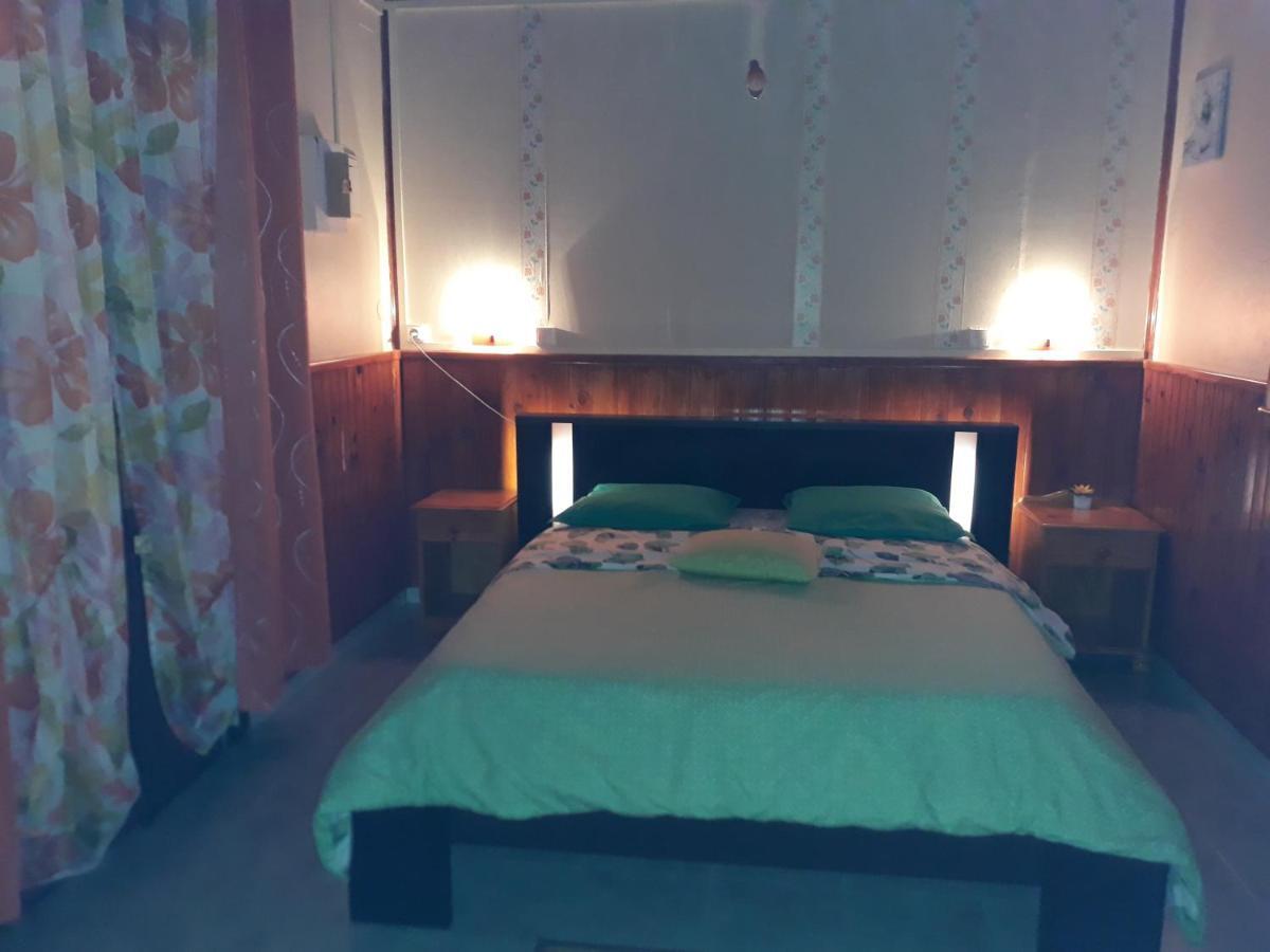 Petite Fleur De Lentilles Bed & Breakfast Cilaos Eksteriør bilde